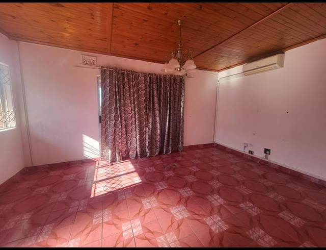 3 BEDROOM HOUSE FOR SALE IN REDCLIFFE